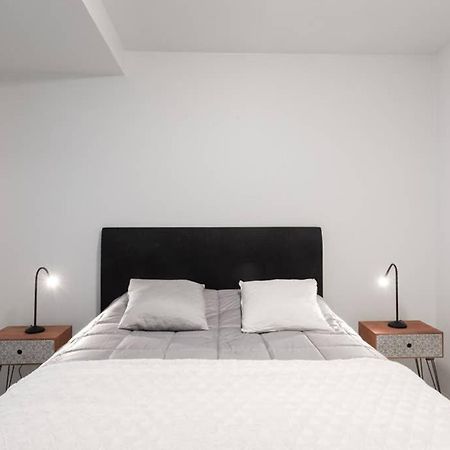 Sleek And Spacious 3 Bedroom Apartment In City Centre Helsinki Bagian luar foto